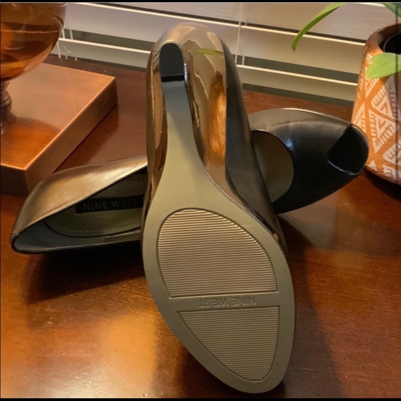 Brown Nine West Wedges - Picture 3 of 8